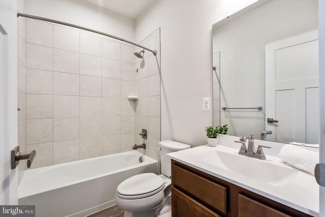 19807 Community Ter, Townhouse with 3 bedrooms, 3 bathrooms and null parking in MONTGOMERY VILLAGE MD | Image 27