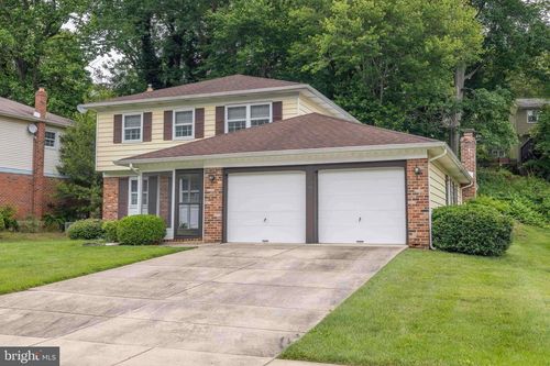 18 Duvall Ct, WILMINGTON, DE, 19808-2143 | Card Image
