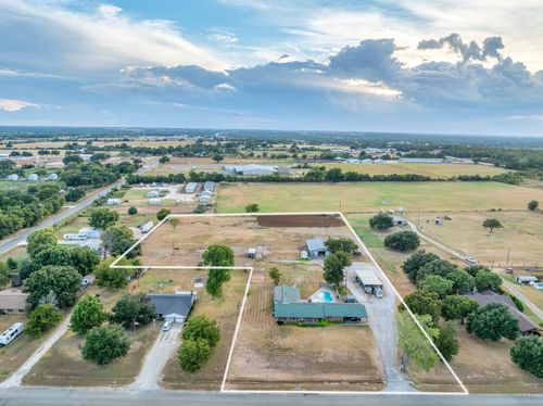 1270 County Road 437, Stephenville, TX, 76401-1313 | Card Image