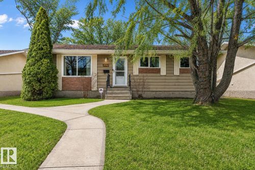 3742 53 St, Wetaskiwin, AB, T9A2K7 | Card Image