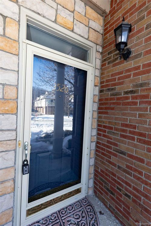 3526 Tremonte Cir S, Rochester, MI, 48306-5009 | Card Image