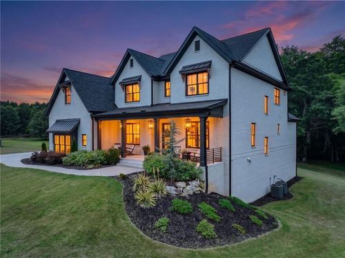 566 Versailles Dr, Auburn, GA, 30011-2640 | Card Image