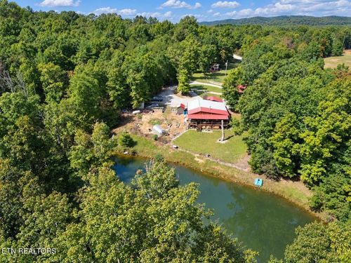 201 Collins Tpke, Deer Lodge, TN, 37726-4138 | Card Image
