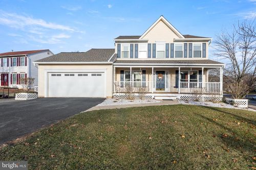 5710 Rhode Island Dr, WOODBRIDGE, VA, 22193-3823 | Card Image