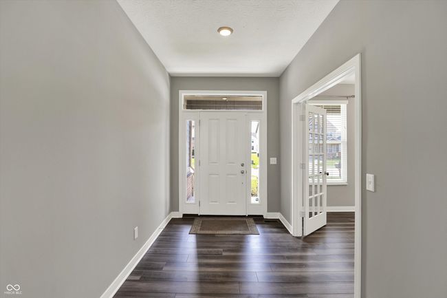10423 Hamburg Dr, House other with 5 bedrooms, 6 bathrooms and null parking in Fortville IN | Image 9