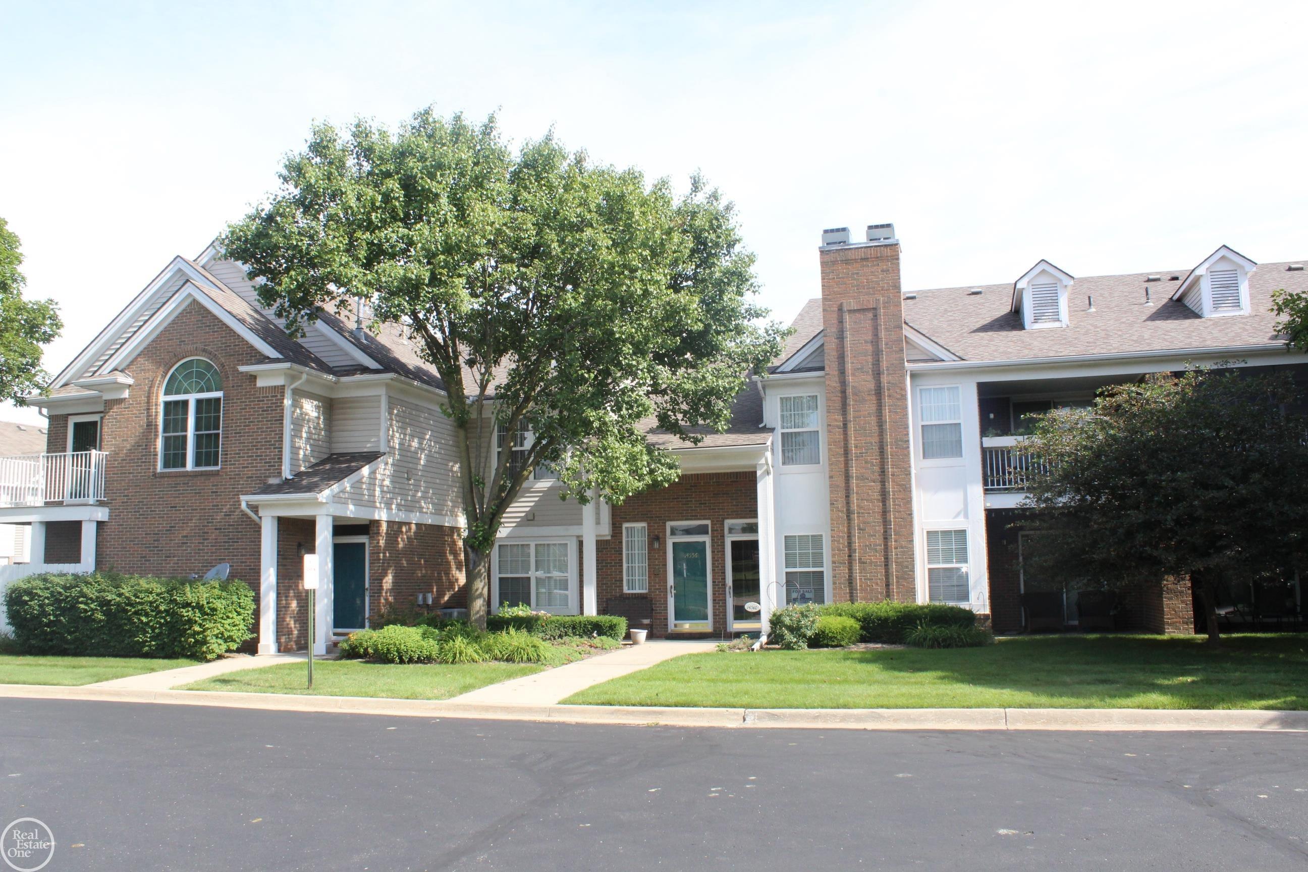 Holborn Dr, Sterling Heights, MI 48313