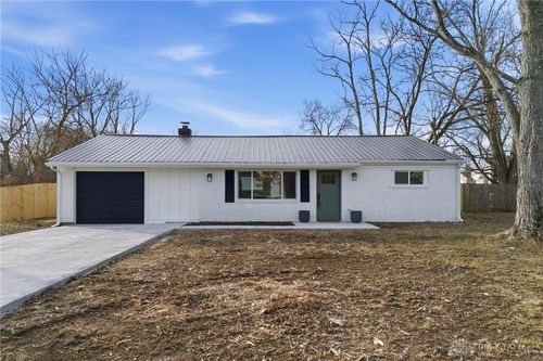 9079 Bunnell Hill Rd, Dayton, OH, 45458-4901 | Card Image