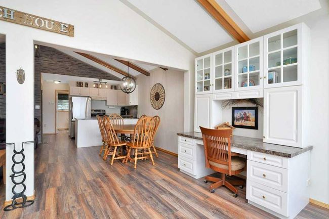 34 Beach St E, House other with 3 bedrooms, 2 bathrooms and 2 parking in Rochon Sands AB | Image 8