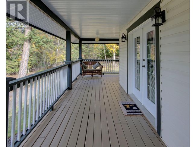 5228 Warren Creek Rd, House other with 4 bedrooms, 3 bathrooms and 12 parking in Falkland BC | Image 10