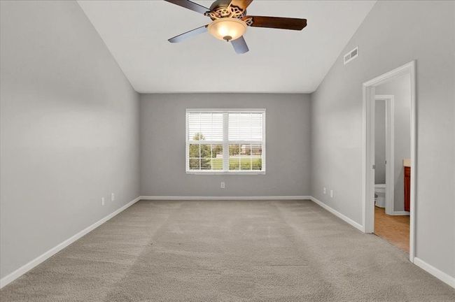 10905 Lemongrass Dr, Condo with 2 bedrooms, 3 bathrooms and null parking in Zionsville IN | Image 21