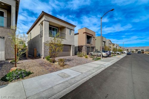 8855 Roadrunner Ravine St, Las Vegas, NV, 89166-6726 | Card Image
