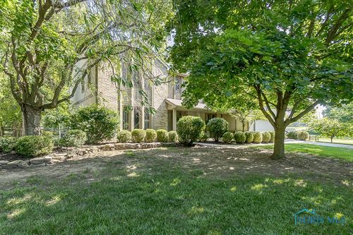 9514 Saint Andrews Rd, Perrysburg, OH, 43551-3533 | Card Image