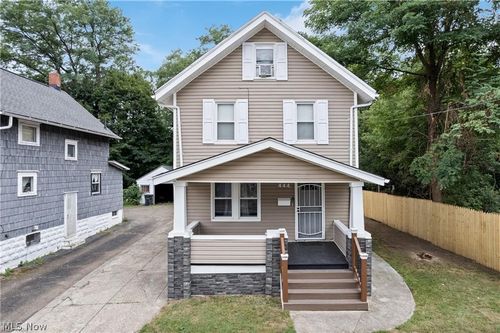 444 Evers St, Akron, OH, 44310-2815 | Card Image