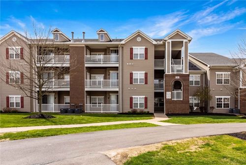 411 Stockton Rdg, Cranberry Twp, PA, 16066-2262 | Card Image