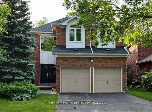 lower-136 Pinnacle Trail, Aurora, ON, L4G7G7 | Card Image