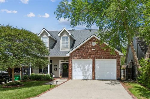 95 Marie Dr, Gretna, LA, 70053-5756 | Card Image