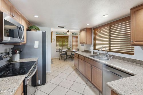 725 S Arrowwood Way, Mesa, AZ, 85208-6310 | Card Image