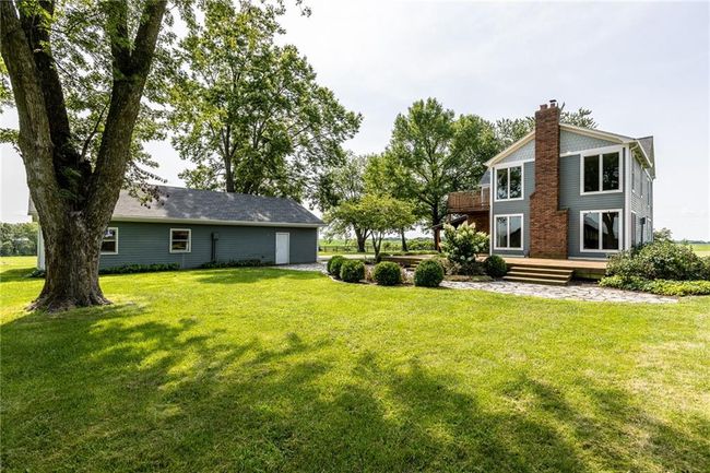 View of yard | Image 4