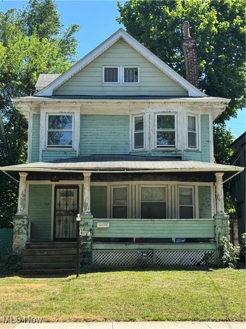 9118 Columbia Ave, Cleveland, OH, 44108-2906 | Card Image
