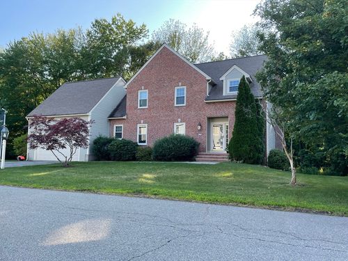 33 Woodlea Rd, North Andover, MA, 01845 | Card Image