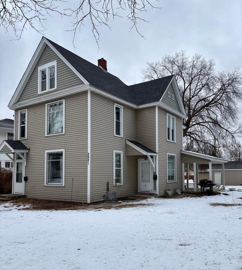 2921 33rd Ave S, Minneapolis, MN, 55406-1690 | Card Image