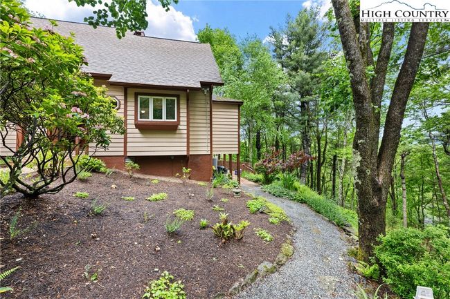 349 Belmont, House other with 4 bedrooms, 4 bathrooms and null parking in Boone NC | Image 5