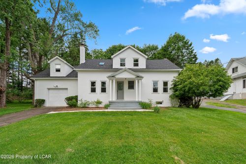 331 Overbrook Ave, Dallas, PA, 18612-8703 | Card Image