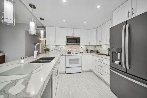 364 Wellington J, West Palm Beach, FL, 33417-2506 | Card Image