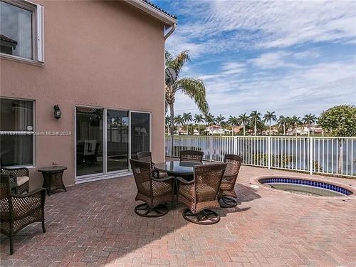 1590 Seagrape Way, Hollywood, FL, 33019 | Card Image