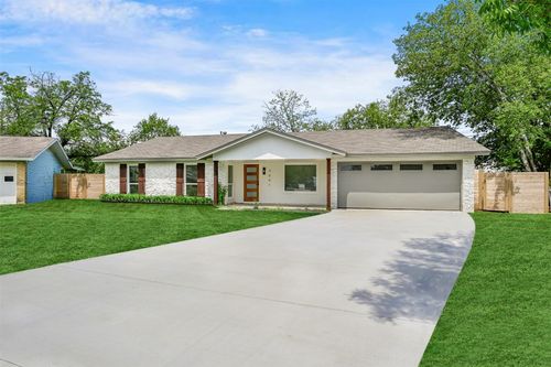 3001 Cedarlawn Cir, Austin, TX, 78723-3704 | Card Image