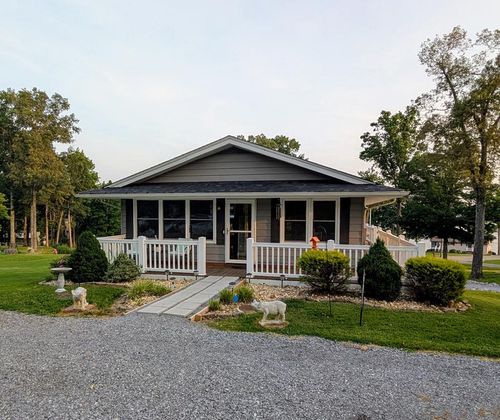 41 Nancy Ave, Cadiz, KY, 42211-8079 | Card Image