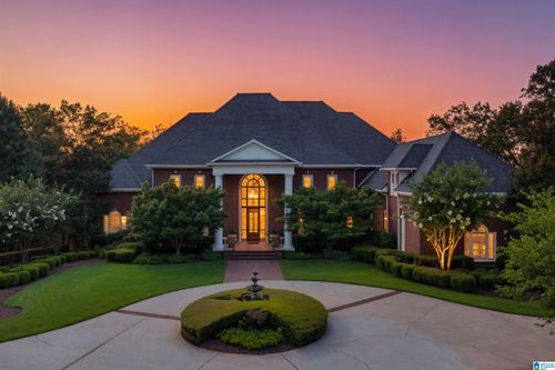 8034 Castlehill Rd, Hoover, AL, 35242-7226 | Card Image