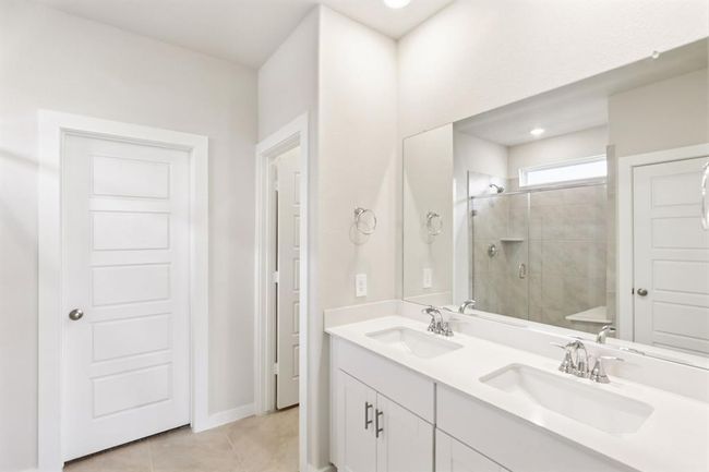 6717 Chinapkin Oak Ln, House other with 3 bedrooms, 2 bathrooms and 2 parking in Conroe TX | Image 26