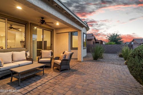 13773 E Carruthers St, Vail, AZ, 85641-5903 | Card Image