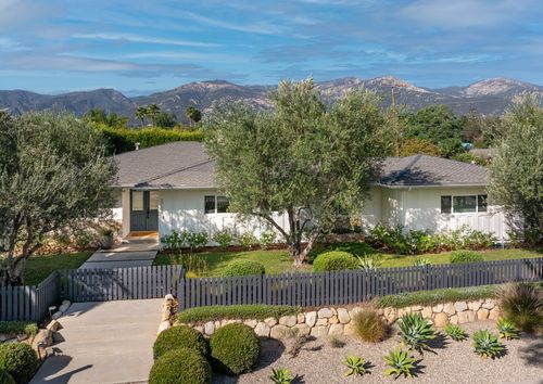3706 Avon Ln, SANTA BARBARA, CA, 93105-2406 | Card Image