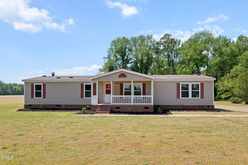 110 Batten Farm Rd, Selma, NC, 27576-7149 | Card Image