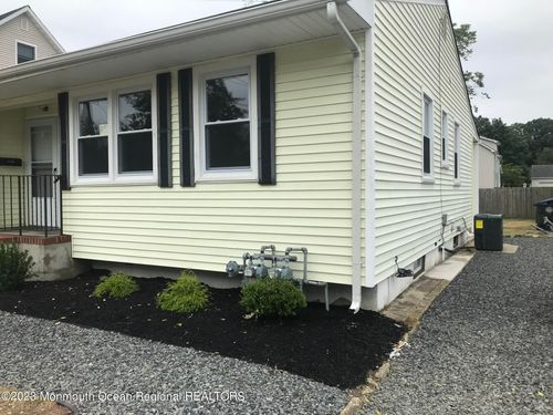 1113 6th Ave, WALL TOWNSHIP, NJ, 07719-3305 | Card Image