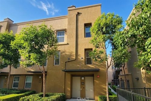 151 Soco, Fullerton, CA, 92832 | Card Image