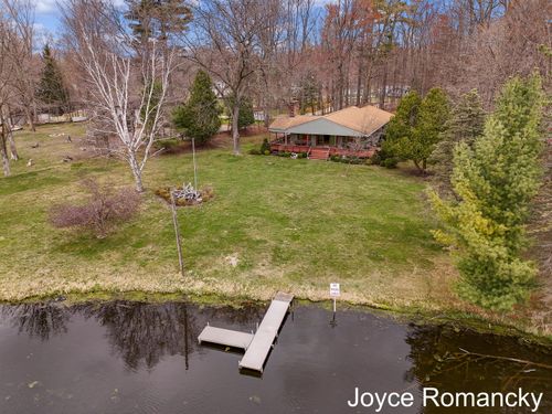 4021 E Shore Dr, Stanton, MI, 48888-9234 | Card Image