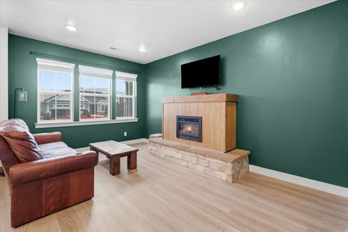 949 N 900 W, Tremonton, UT, 84337 | Card Image
