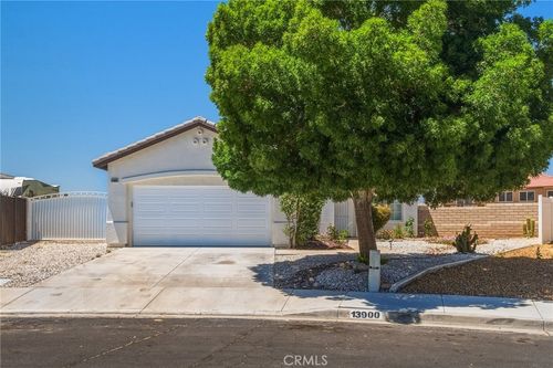 13900 Nelliebell Dr, Victorville, CA, 92392-6307 | Card Image
