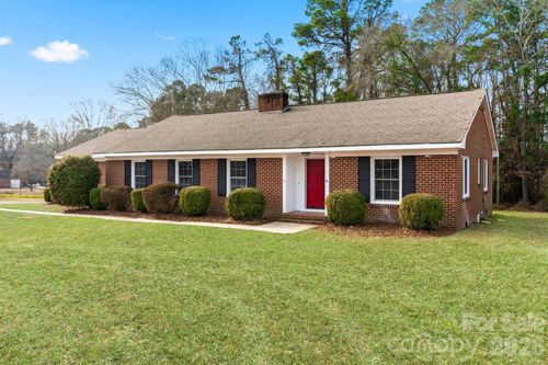 201 Northam Rd, Rockingham, NC, 28379-2943 | Card Image