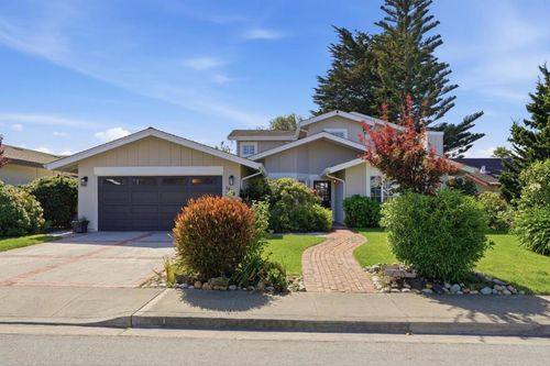 1518 Spinnaker Ln, Half Moon Bay, CA, 94019 | Card Image