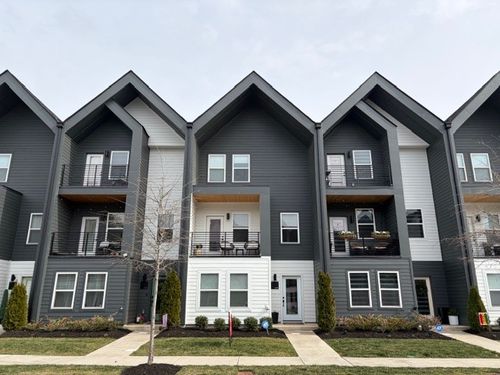 637 Markham St, Nashville, TN, 37214-3109 | Card Image