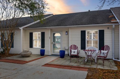 1516 Blaze Ln, Charleston, SC, 29412-8652 | Card Image