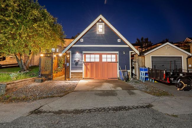 1716 7 Th Ave, House other with 3 bedrooms, 3 bathrooms and null parking in New Westminster BC | Image 35