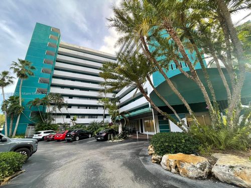 apt-701-1700 Nw North River Dr, Miami, FL, 33125-2351 | Card Image