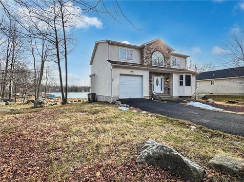 2513 Waterfront Drive, Tobyhanna Twp, PA, 18466 | Card Image