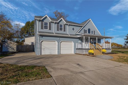 4654 Brookwood Dr, Brooklyn, OH, 44144-3216 | Card Image