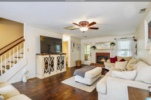 4663 Vintage Ln, BIRMINGHAM, AL, 35244-2414 | Card Image